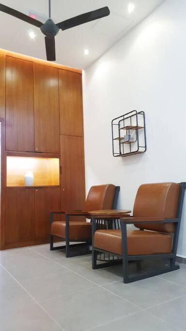 New! Jonker Street Loft 3br 10pax Apartment