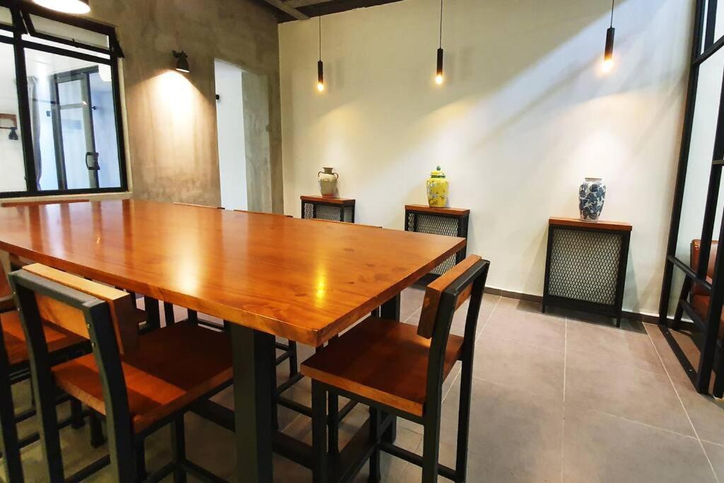 New! Jonker Street Loft 3br 10pax Apartment *